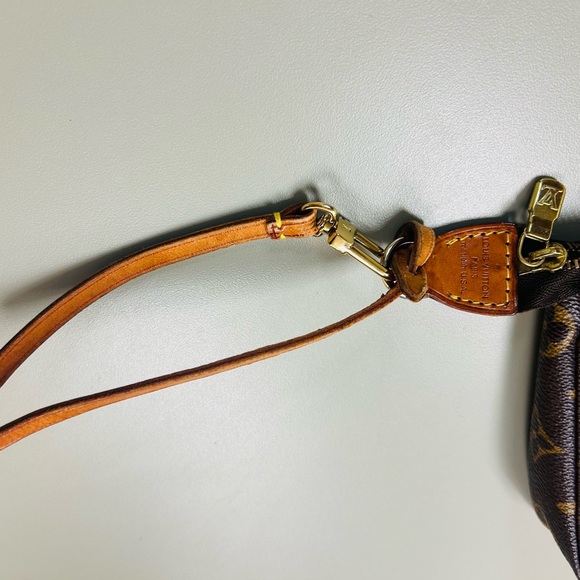 ✨❤️5star seller! Louis Vuitton Monogram Pochette - Picture 2 of 10